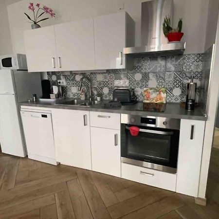 F2 Rez De Chaussee O Meuble De Питивье Экстерьер фото