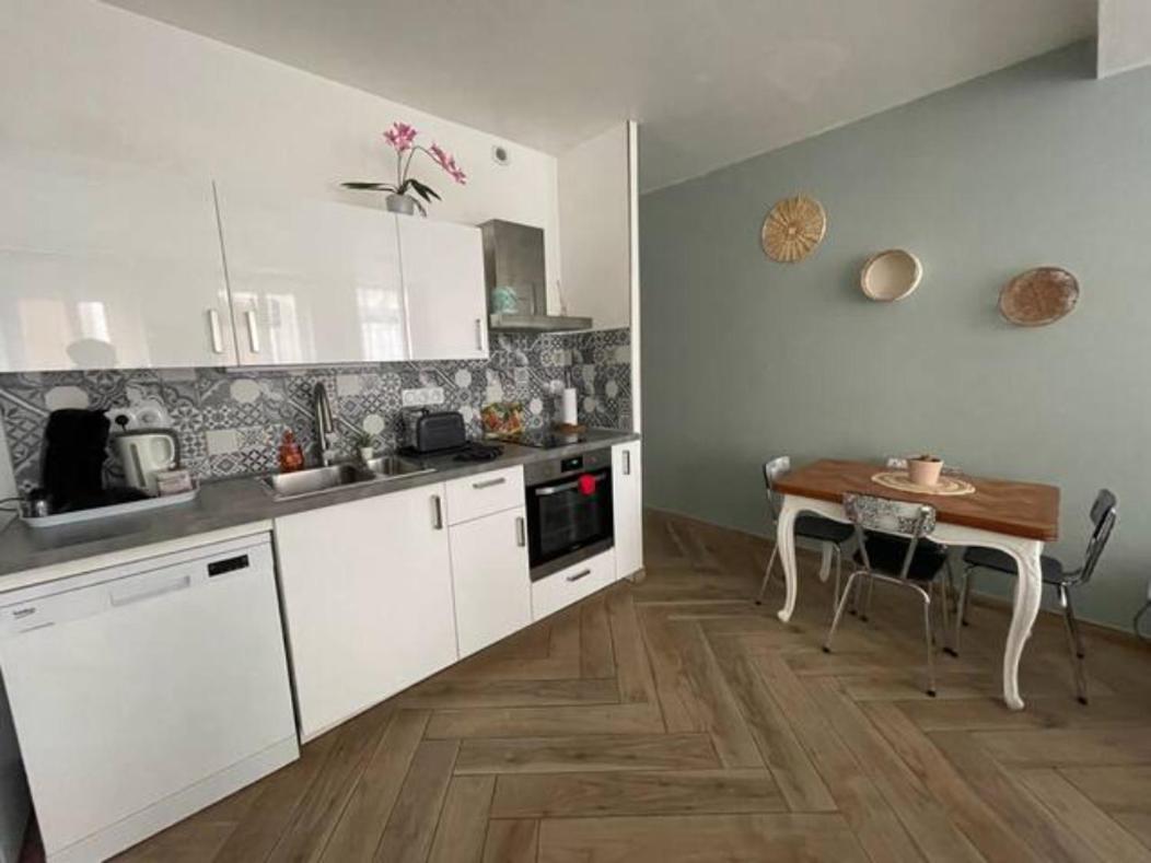 F2 Rez De Chaussee O Meuble De Питивье Экстерьер фото